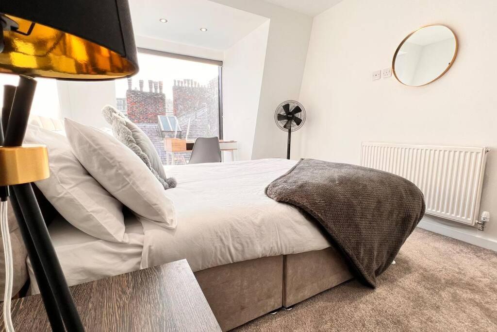 Appartement Top Floor Gem In Liverpool City Centre Extérieur photo